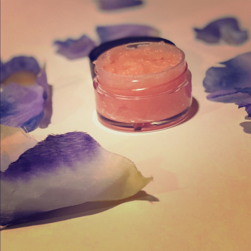 Princess peach lip scrub ❤️🍑